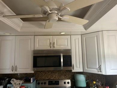 Welcome to this spacious 2-bedroom, 2-bath condo in the heart of - photo 3
