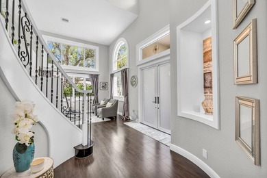 Welcome to this beautiful, inviting , turnkey home featuring new - photo 2