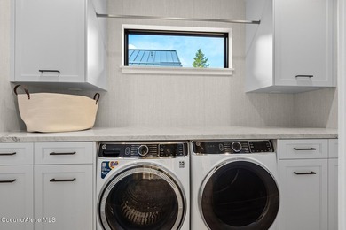 Discover the epitome of luxurious living within this remarkable - photo 25