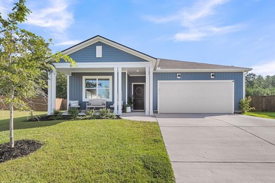 (private lake, pond, creek) Home Active Under Con in Summerville South Carolina