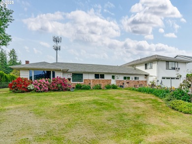 Lacamas Lake Home For Sale in Camas Washington