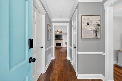 Impeccably Renovated Turn-Key Oasis with a Resort-Style - photo 7