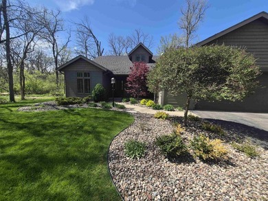 GORGEOUS COUNTRY FREE STANDING CONDO ON WOODED LOT W/WATER - photo 3