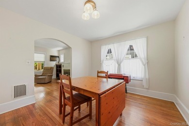Welcome to this charming 3 bedroom, 2 bathroom home that - photo 9