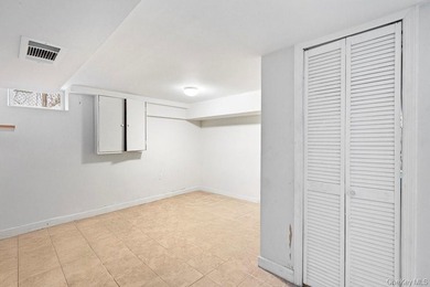 Welcome to 43 Van Nostrand Avenue, an updated 3-bedroom - photo 21