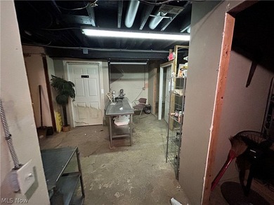 Versatile Retail / Service Building with Income - Prime E. 185th - photo 21