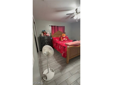 Great starter home or investment opportunity! Location, location - photo 10