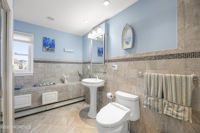 Price Reduction! Arrive by car or boat and enjoy the ultimate - photo 23