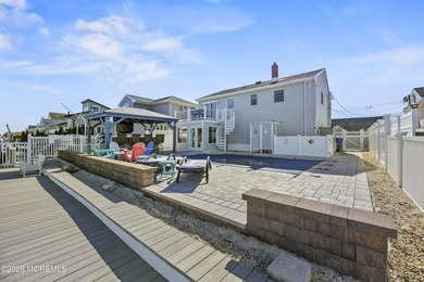 Price Reduction! Arrive by car or boat and enjoy the ultimate - photo 31