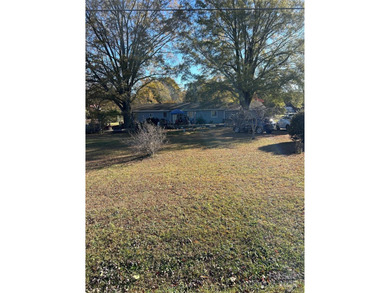 Lake Norman Home Active Under Contract in Mooresville North Carolina