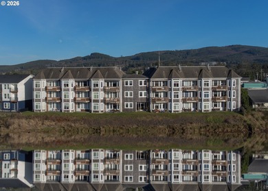 (private lake, pond, coastal) Condo For Sale in Seaside Oregon