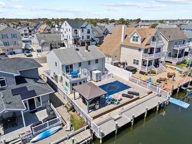 Price Reduction! Arrive by car or boat and enjoy the ultimate - photo 44