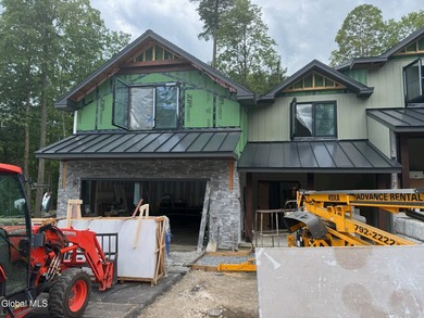 Lake George Home Sale Pending in Lake George New York