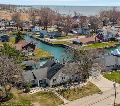 Rare waterfront offering with 120 feet of premium canal frontage - photo 1