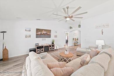 Welcome Home to your amazing Pool Home Oasis nestled in a quiet - photo 12