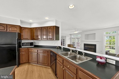 Price Reduced! Come take a look at this large custom- built home - photo 12