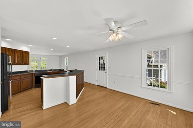 Price Reduced! Come take a look at this large custom- built home - photo 14