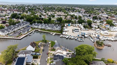 Why pay for a rental home, storage fees and expensive marina or - photo 26