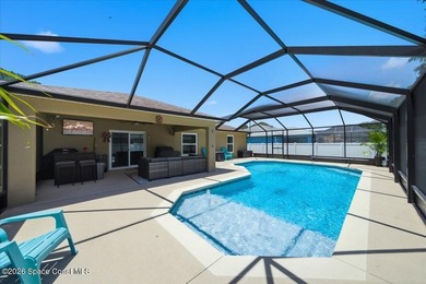 Welcome Home to your amazing Pool Home Oasis nestled in a quiet - photo 29