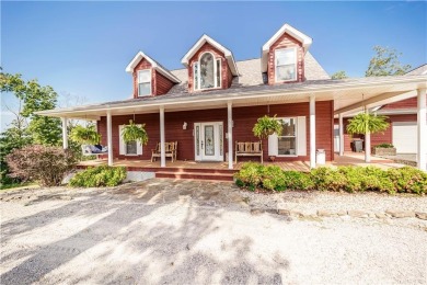 Beaver Lake Home For Sale in Eureka Springs Arkansas