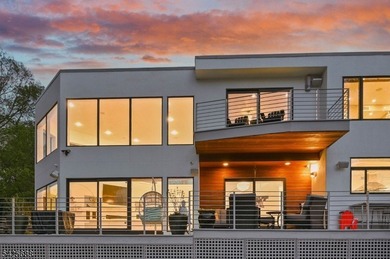 Additional listing photo 1