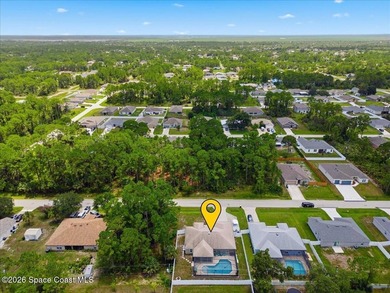 Welcome Home to your amazing Pool Home Oasis nestled in a quiet - photo 32