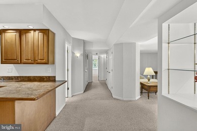 Price Reduced! Come take a look at this large custom- built home - photo 32