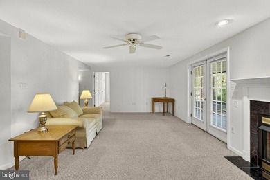 Price Reduced! Come take a look at this large custom- built home - photo 34