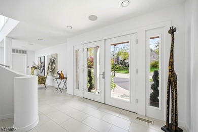 Additional listing photo 4