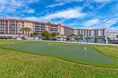 Gorgeous South Florida sunsets and spectacular marina & pool - photo 36