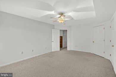 Price Reduced! Come take a look at this large custom- built home - photo 39