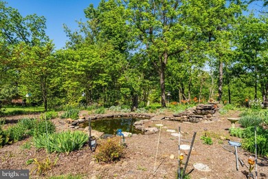 Price Reduced! Come take a look at this large custom- built home - photo 48