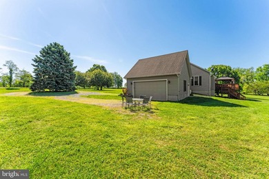 Price Reduced! Come take a look at this large custom- built home - photo 50