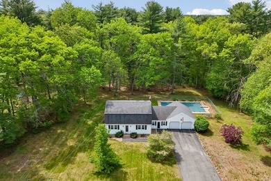 Rare opportunity to own a spacious 4 bedroom w updated master - photo 2