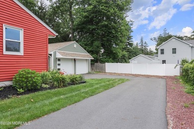 LOOK NO FURTHER! Incredible opportunity to own a lovingly - photo 4