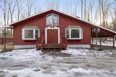 Lake Home For Sale in Clifford, Pennsylvania