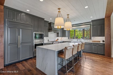 Discover a refined take on the classic Gozzer Cabin--beautifully - photo 13