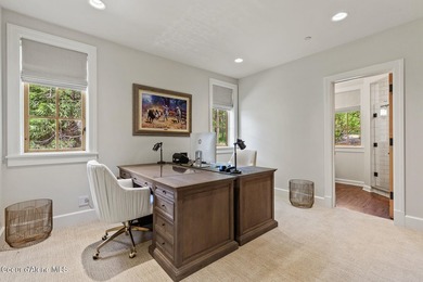 Discover a refined take on the classic Gozzer Cabin--beautifully - photo 17