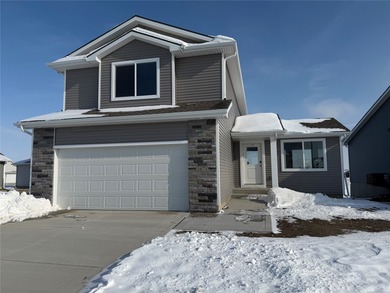 Saylorville Lake Home For Sale in Ankeny Iowa