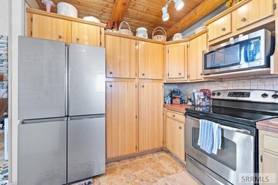 **OPEN HOUSE TUESDAY JULY 14TH, 2026 10AM-11AM** Experience - photo 26