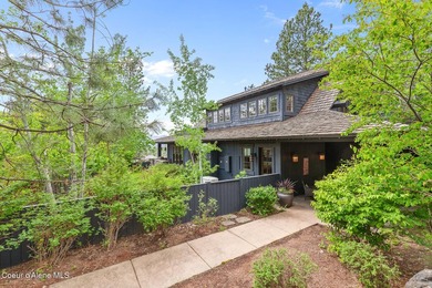 Discover a refined take on the classic Gozzer Cabin--beautifully - photo 45