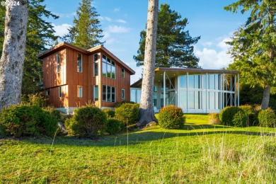 Palix River - Wallapa Bay Home For Sale in Longbeach Washington