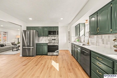 Johnny Reyes, M: , jreyes,   - Contract Pending.  Recently