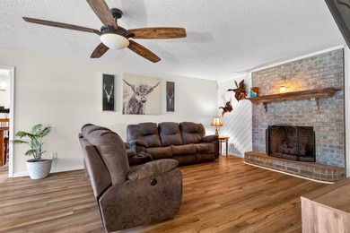 Welcome to 213 Elm Street in charming Mitten Park & Terrace! - photo 13