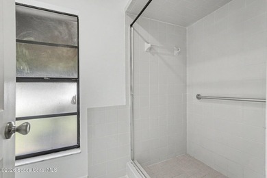 Welcome home to this beautifully maintained 3-bedroom, 2-bath - photo 16