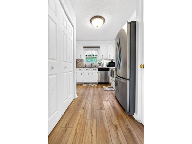Welcome to 213 Elm Street in charming Mitten Park & Terrace! - photo 18