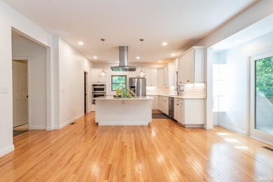 Enjoy the golf course community living in this beautiful - photo 10