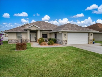 Huckleberry Lake Home For Sale in Sebring Florida