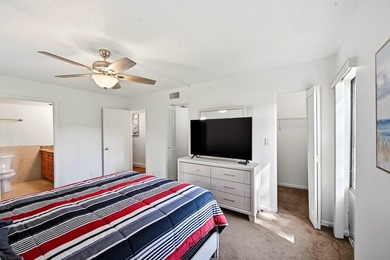 ***LARGEST CONDO IN BOCA with *1,500 square feet* that is Bigger - photo 11
