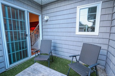 Welcome to Oak Street Commons - a highly sought-after community - photo 12
